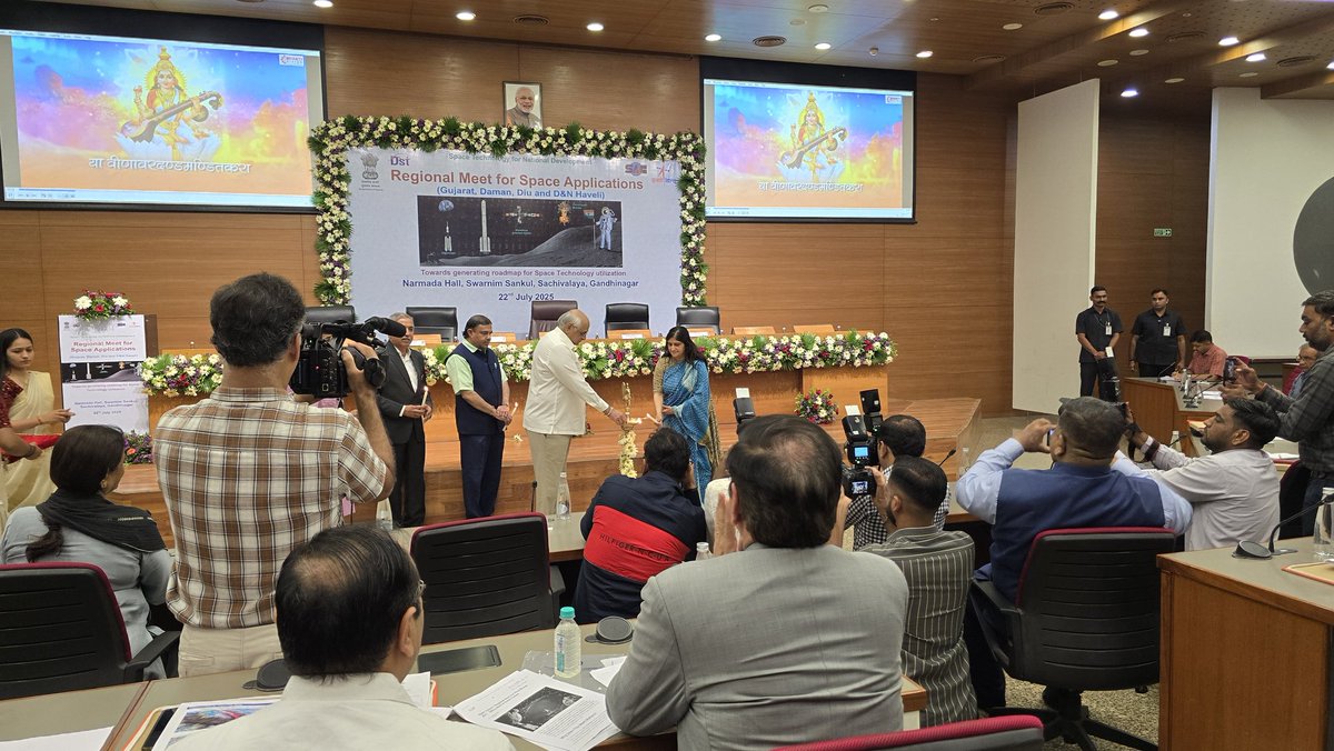 narottamsahoo's tweet image. Igniting the future with Space Technology!
At the Regional Meet for Space Applications in #Gandhinagar, Hon’ble CM of Gujarat Shri Bhupendra Patel joined hands with space scientists and policymakers to envision a transformative roadmap for leveraging #spacescience for…