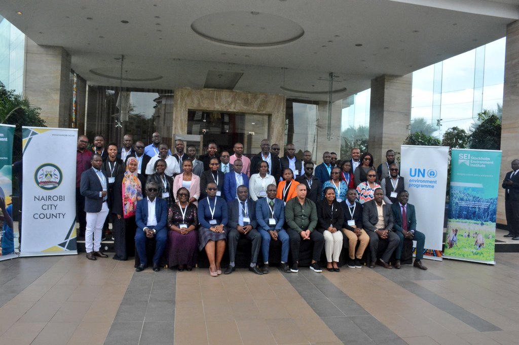 jackielidubwi's tweet image. YESTERDAY, we successfully held a Science-Policy Practitioner Dialogue on "Air Pollution and Early Warning for Africa." Convened by @SEI_Africa & @UNEP_Africa, we're integrating air quality & climate information for a resilient #Nairobi.