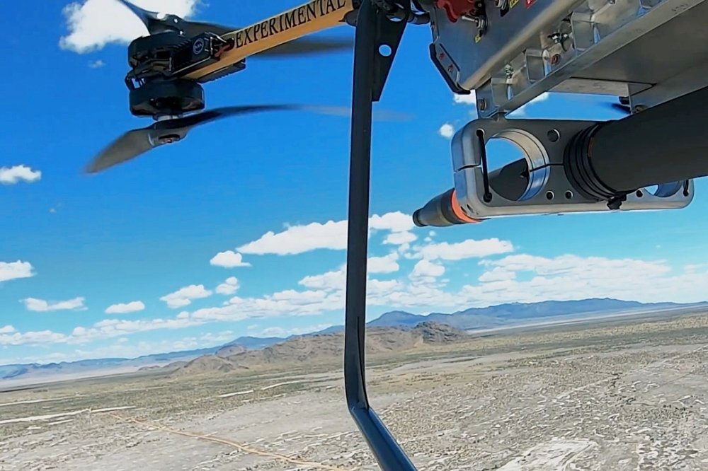 BAE Systems Launches Precision Munition from Multi-Rotor UAS uasvision.com/2025/07/21/bae… <a href="/BAESystemsplc/">BAE Systems</a> #UAS #Drones <a href="/UAS_VISION/">UAS VISION</a>