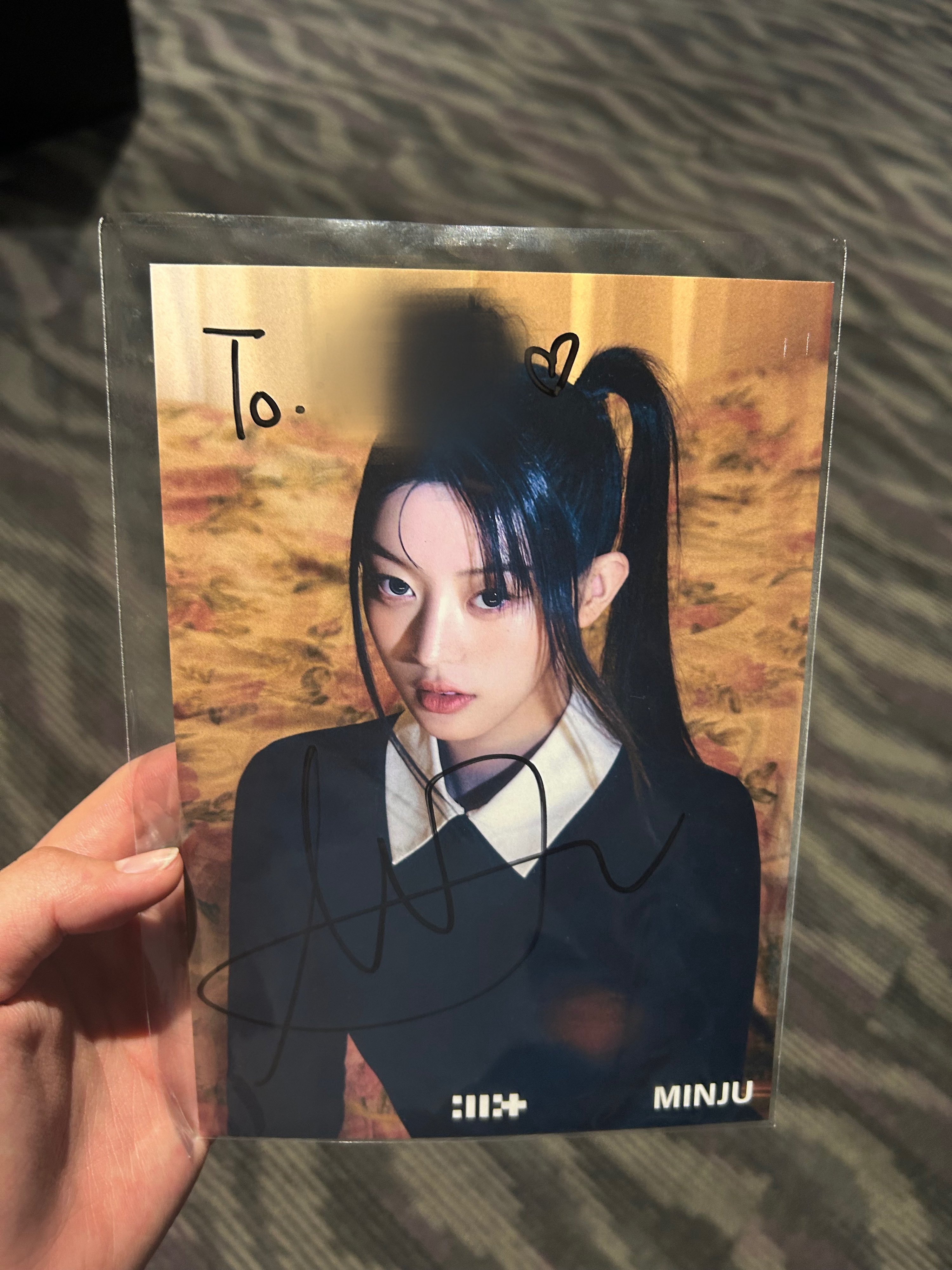 ILLIT ミンジュ MINJU あっちむいてほい　オフラインイベント　負け あやかん〖아야카〗 ໒꒱ on X: 