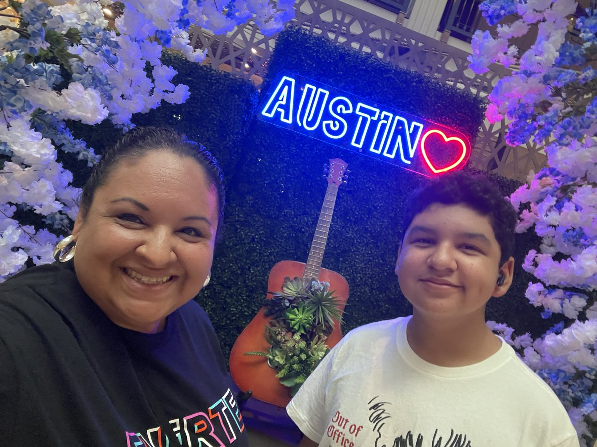genevie79cr's tweet image. Our team arrived in Austin yesterday for PYP and MYP learning sessions! Thanks to @TexasIB for organizing and making this opportunity possible. We’re learning and spending time together in Austin!! #PYP #MYP #LPEPawsUp #LPLS4Girls 💚