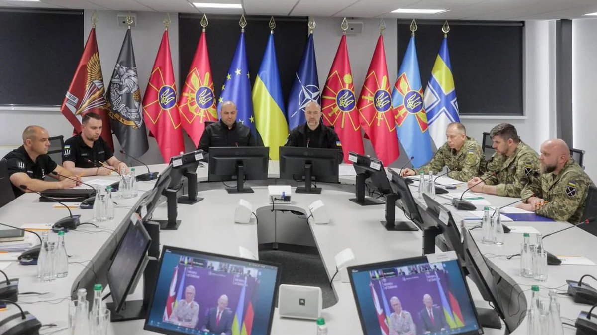 maria_drutska's tweet image. Ukraine’s Defence Minister Denys Shmyhal shared the results of Ramstein-29:
🇺🇸 United States – will launch a new mechanism together with NATO that allows European countries to purchase American weapons for Ukraine. European partners have already expressed readiness to contribute…