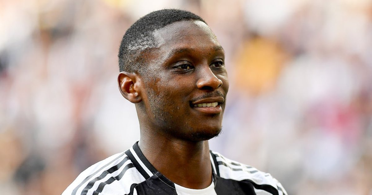 TouchlineX's tweet image. π¨ Randal Kolo Muani is far away from staying at Juventus.
β @CorSport