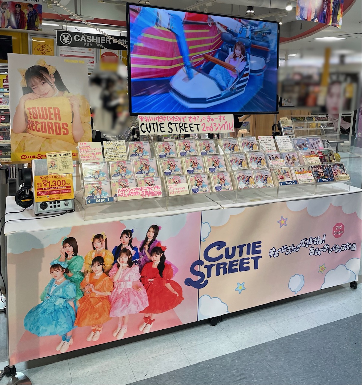 ハンドメイド屋さん⸜❤︎⸝‍　1125 髪飾りできたよー！！ リクエストいただいてたので再販しました