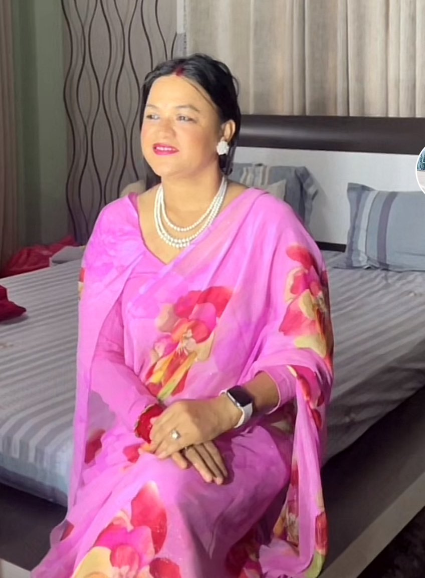 PravaBasnet9's tweet image. उपहार मा दिएको छू यो जीबन तिमिलाई ,
बिना शर्त, बिना प्रश्न
बदला मा देऊ मलाई
निस्वार्थ प्रेम र स्नेहयुक्त स्पर्श ❤️