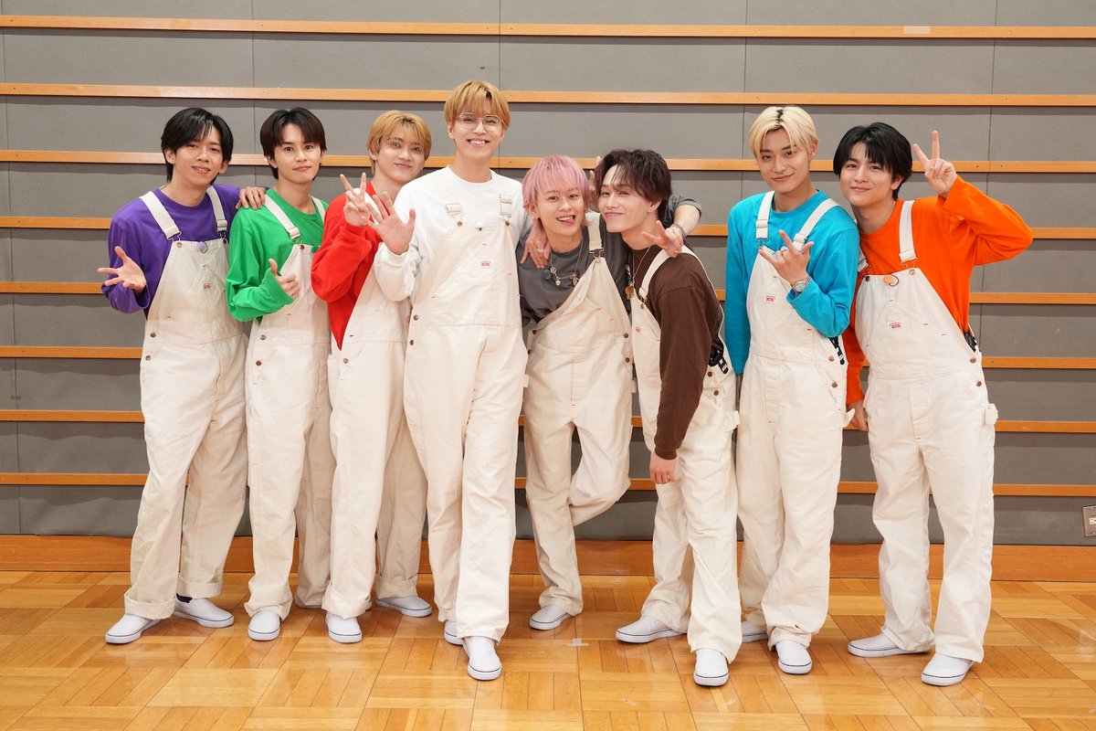 fujitoretari's tweet image. トレタリ #217
今夜!7/22(火)23:30
フジテレビTWOで再放送✨
#FOD で配信中!
「家に眠るお宝ゆずります!トレオク」前編
お宝落札タイムではメンバーの駆け引きをお楽しみに!
さらにスタジオライブの裏映像もお見逃しなく!
#超特急トレタリ #超特急 #なすなかにし
otn.fujitv.co.jp/toretari/