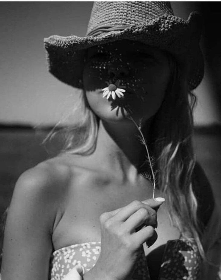 heart_aler15162's tweet image. 🍃🌸
Жизнь интересная штука, как ни крути....Главное крутить так, чтобы себя не накручивать...!🌸