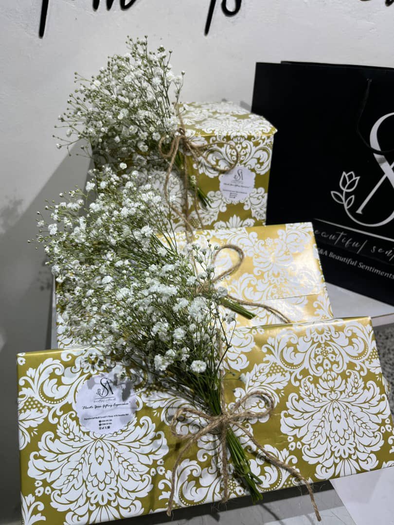 SABeautifulSen1's tweet image. Life is all about dreams… and we are in the business of giving every milestone the sentimental value it deserves!
House warming gifts done the sentimental way….
🏡 0785993908
#TuesdayMotivaton #giftguide #housewarming #flowershop