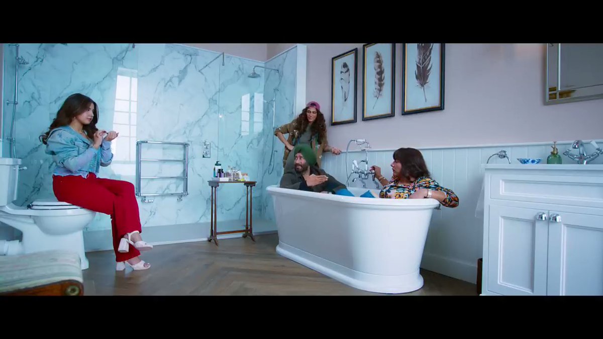 ramu4866's tweet photo. Same jokes. Same chaos. Just new costumes😅
But Better than #Housefull5
#SOS2 #AjayDevagn https://t.co/kS2eEqh3se