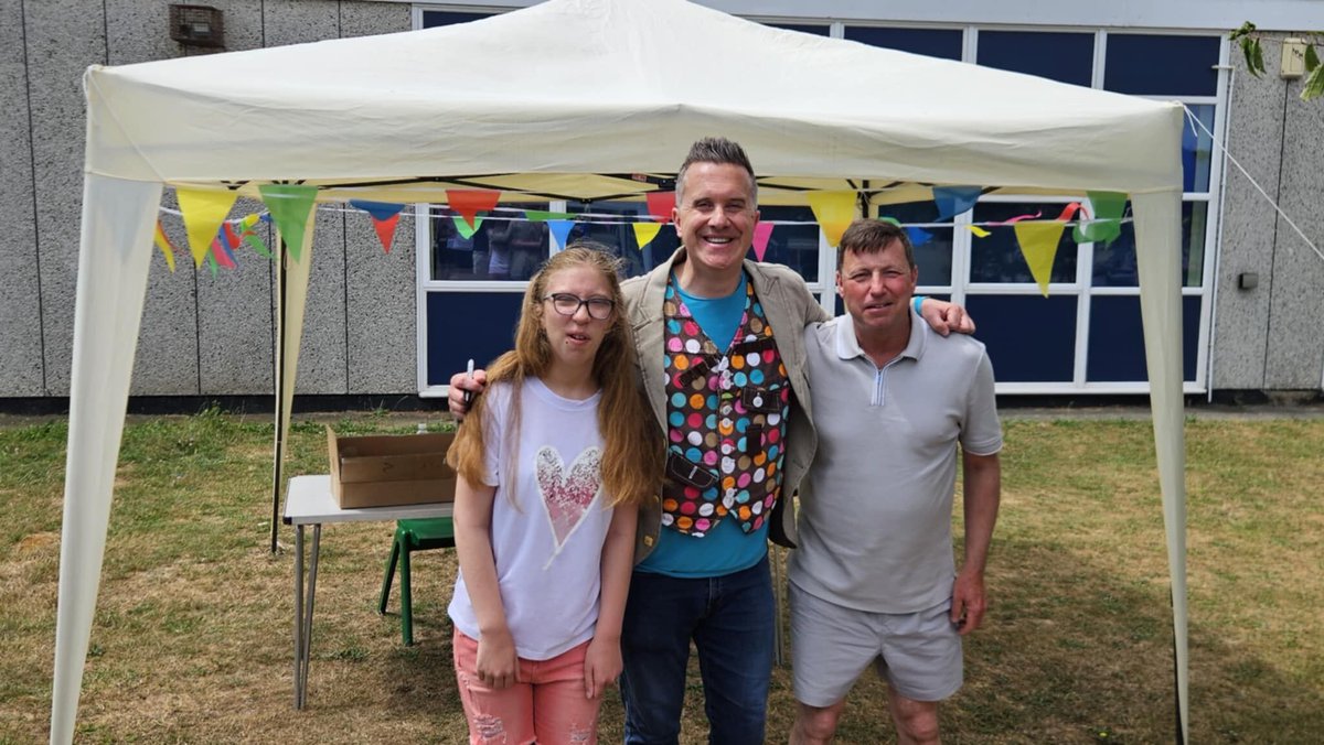 Fortis Trust (@fortistrust) on Twitter photo On a very hot summer's day, Bradfields Academy welcomed Parents/Carers, students, ex-students and members of the Bradfields and Fortis community with games, face painting and soaking the Principal!
Everyone could meet <a href="/mistermaker/">Mister Maker</a>!
Thank you to everyone who volunteered! On a very hot summer's day, Bradfields Academy welcomed Parents/Carers, students, ex-students and members of the Bradfields and Fortis community with games, face painting and soaking the Principal!
Everyone could meet <a href="/mistermaker/">Mister Maker</a>!
Thank you to everyone who volunteered!
