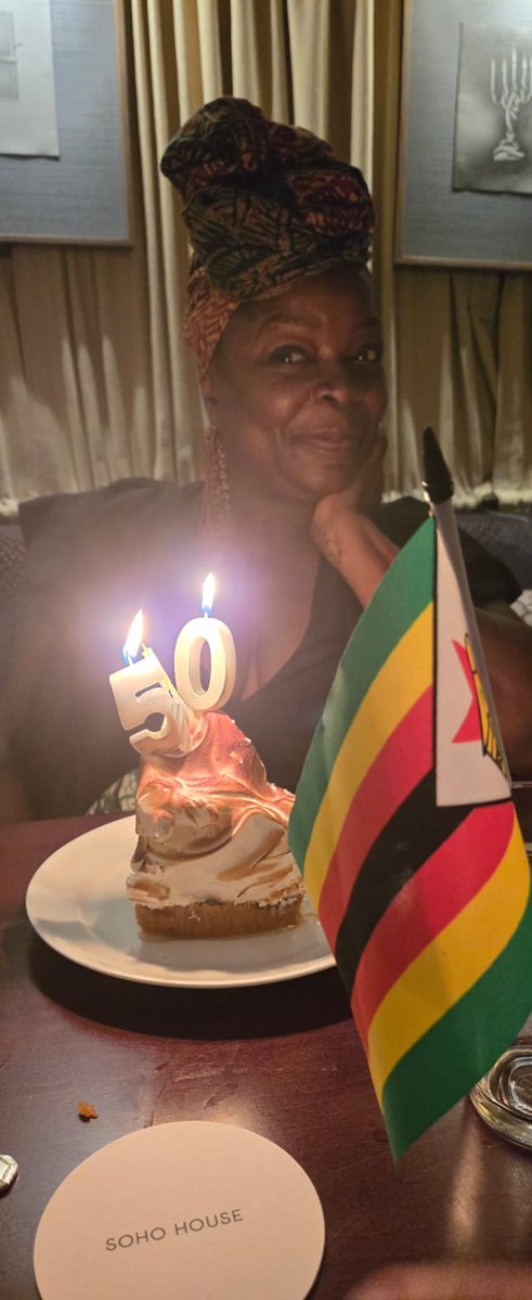 jasminedotiwala's tweet image. HBD @taponeswa 🥳🎁 🎂 🙏🏾 💕
