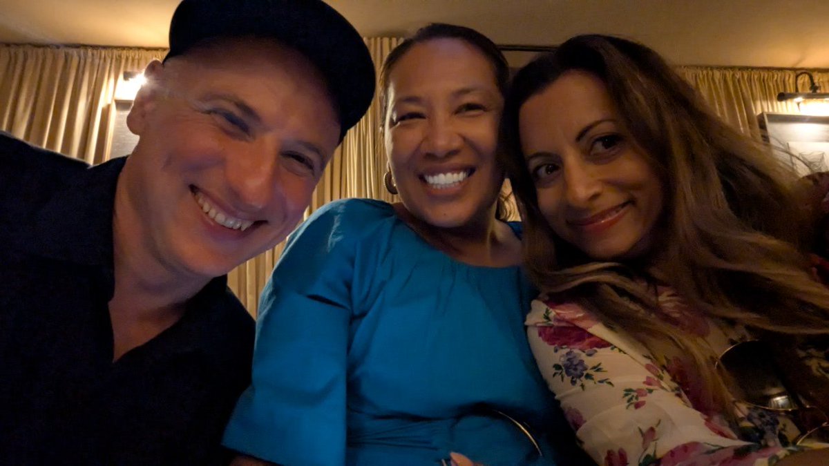 jasminedotiwala's tweet image. HBD @taponeswa 🥳🎁 🎂 🙏🏾 💕