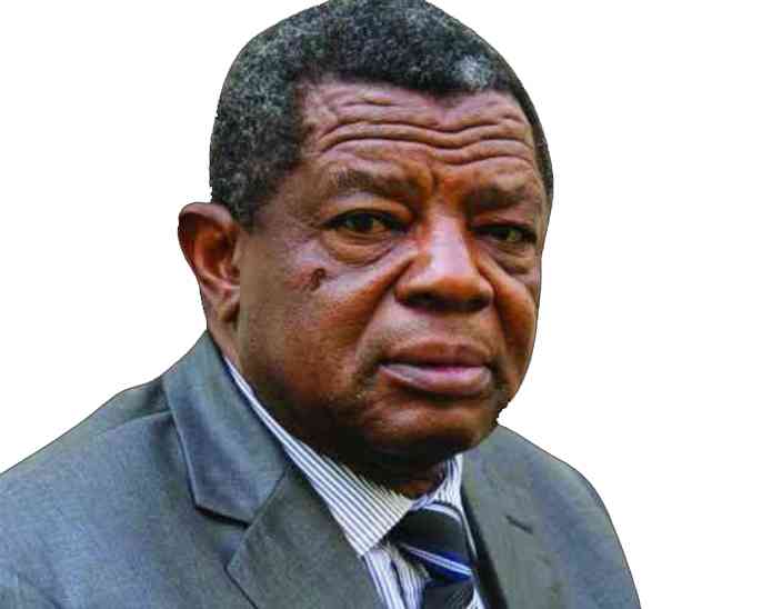 cozwva's tweet image. It's linking up!
Cde Christopher Hatikure Mutsvangwa could be the man behind Cde Blessed Bombshell Geza.
🤔🤔🤔