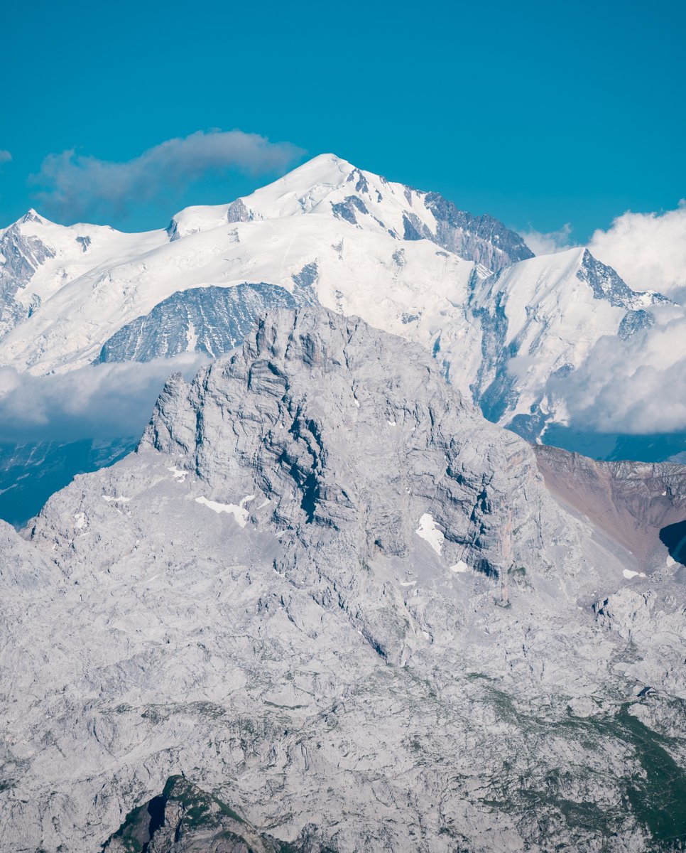 Quand les montagnes s'alignent parfaitement. 🤩