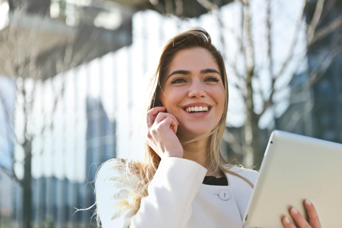 📉 Te veel administratie. Te weinig tijd voor mensen. Klinkt herkenbaar?

In Coventry testte men AI in de sociale zorg met opvallende impact...

Meer hier 👉 ow.ly/3p3x50WrREf

#AI4LocGov #DigitaleDienstverlening #SOCITM #VICTORwerkt