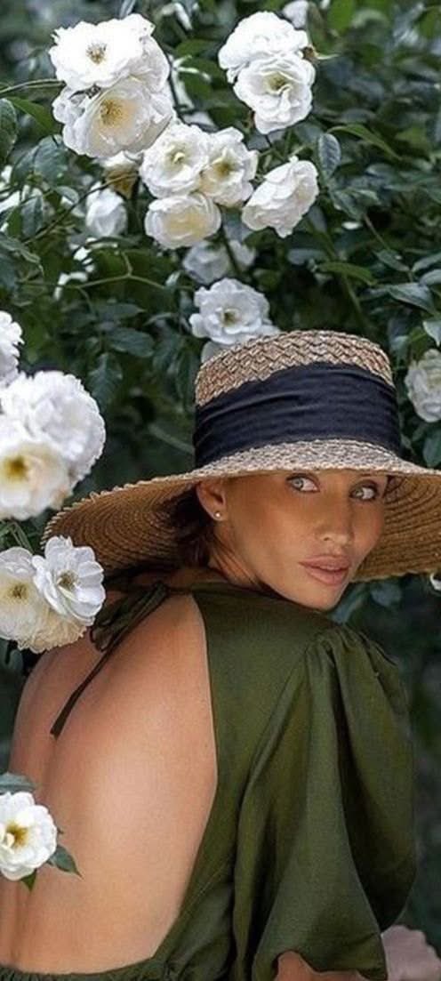 lucia davi (@davlucia) on Twitter photo Ho bisogno di qualcosa che mi allontani da tutto almeno per un’ora al giorno
Che mi faccia ritrovare il contatto con me stessa,che mi faccia sistemare i pensieri
M.Rame
#PiccoliSegreti
<a href="/Laura_Mlb7/">Laura MB7</a>
<a href="/robertis_emilia/">emilia de robertis</a>
<a href="/PreziosaGemma/">gemma preziosa</a>
<a href="/RosannaAvella/">RosannaAvella</a> Ho bisogno di qualcosa che mi allontani da tutto almeno per un’ora al giorno
Che mi faccia ritrovare il contatto con me stessa,che mi faccia sistemare i pensieri
M.Rame
#PiccoliSegreti
<a href="/Laura_Mlb7/">Laura MB7</a>
<a href="/robertis_emilia/">emilia de robertis</a>
<a href="/PreziosaGemma/">gemma preziosa</a>
<a href="/RosannaAvella/">RosannaAvella</a>