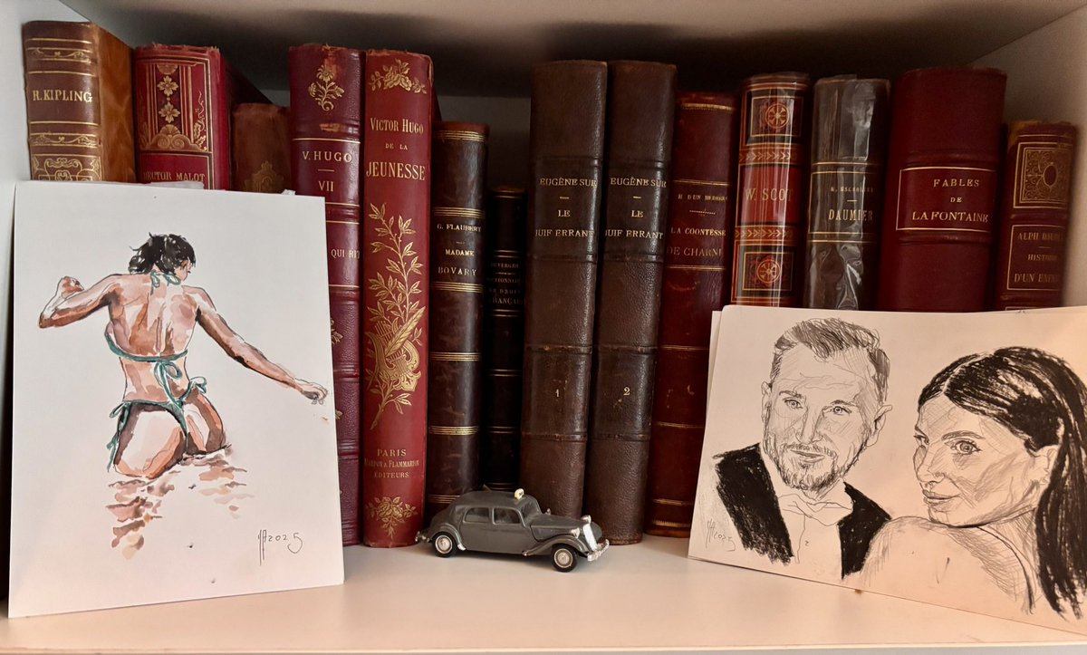 michel_amas's tweet image. Quand mes dessins fréquentent en temps les rayonnages de mes bibliothèques.