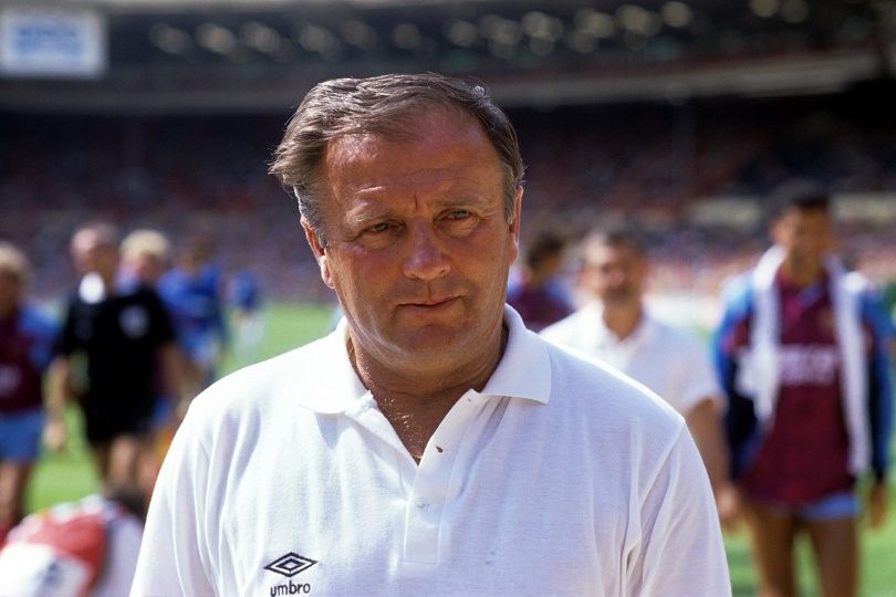 80s90sfootball's tweet image. #OnThisDay in 1990
Dr Jozef Venglos became the first non British or Irish manager to manage a top division English team when he took over at Aston Villa
Been a few since then