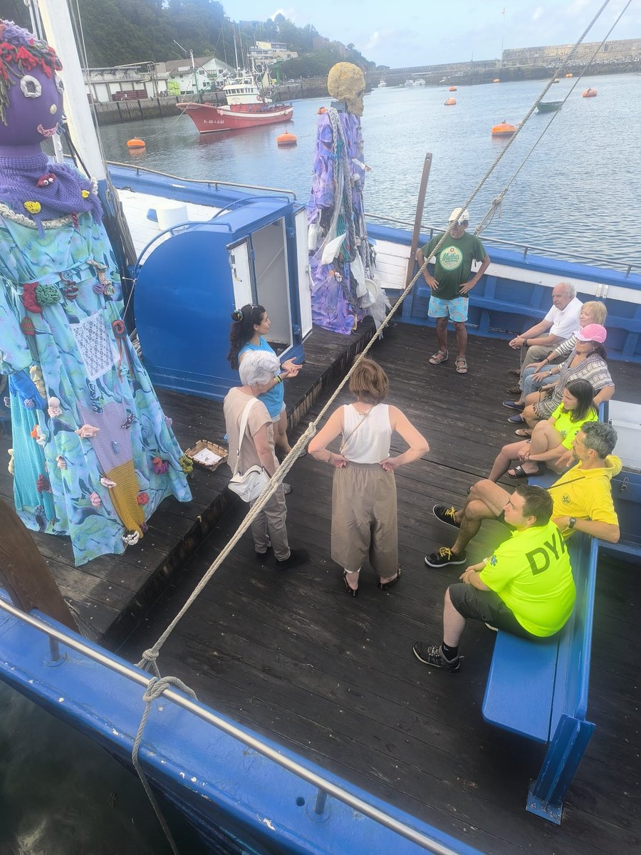 Un grupo de voluntarios/as ha participado en la 7ª edición de "0 basura en el agua" organizado por Mater Museoa. 

Hemos estado en #Hondarribia dónde hemos recogida basura de la zona y visitado el barco museo. 

Encantados/as de colaborar cuidando el medio ambiente. #DYA