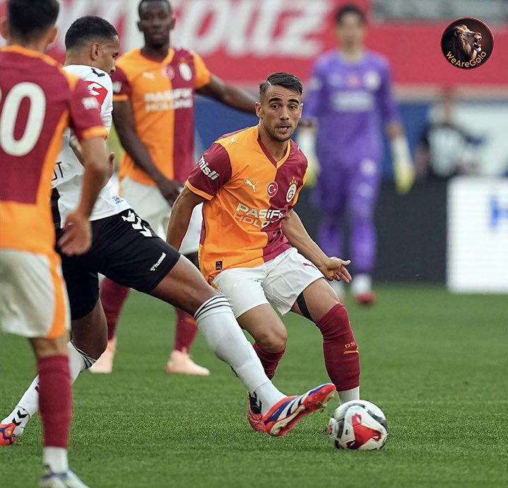Günaydın Büyük #Galatasaray ailesi. ♥️💛

#WeAreGala <a href="/wearegal/">WeAreGala</a> #Hedef26
#SenŞampiyonOlacaksın
