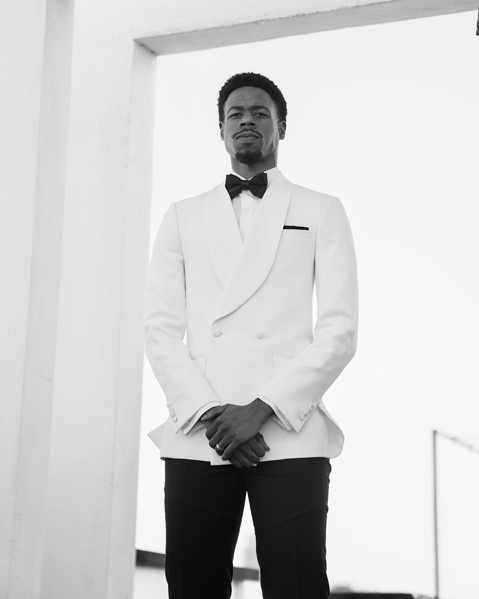 mtani_bespoke's tweet photo. Abdulkareem wearing our exclusive offwhite double breasted two buttons dinner jac
For his wedding. https://t.co/O4GRuBs6eZ