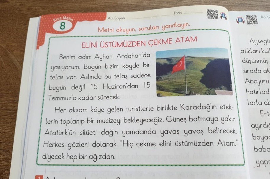 Sonra diyorlar ki bu milletin IQ niye düşük? Allah, hakikati bırakıp gölgelerde kaybolan bir topluma hidayet verir mi? Dağdaki gölgeyi Atatürk zannetirmek için fotoshopla oynayıp ilkokul çocuklarının beynini yıkıyorlar. O göle Atatürk yokken de vardı, o zaman kimin atasıydı, hiç