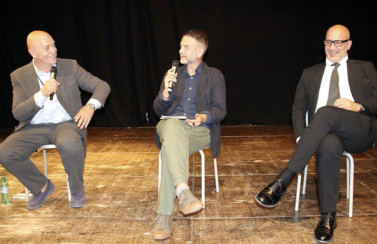 MarcoRizzoDSP's tweet image. Intervista di Francesco Borgonovo a Marco Rizzo e a Francesco Toscano a Sovrana, la Festa di DSP. Iscriviti al canale YouTube di Marco Rizzo.
youtu.be/8dxEkgsVddg?si…