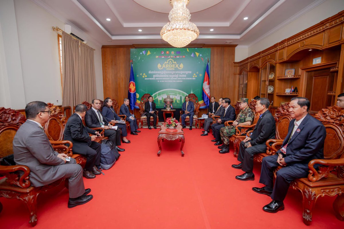 ASEAN's tweet image. Secretary-General of ASEAN, Dr. Kao Kim Hourn, this morning met with H.E. Kitte Sangahak Bandith Kun Kim, Senior Minister in Charge of Special Missions, First Vice President of the National Committee for Disaster Management (NCDM) of the Kingdom of Cambodia and Chair of ASEAN…