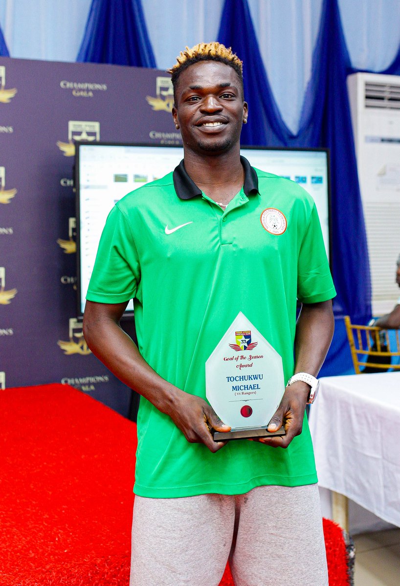 RemoStarsSC's tweet image. ✨ Our 2024/25 season individual awards are in!
Tochukwu Michael - Goal of the season 🔥
Olamilekan Adedayo - Player’s player of the season and Fan’s player of the season 🙌
Ahmed Akinyele - Young player of the season 🔐
#RemoStarsChampionsGala | #WeAreRemoStars