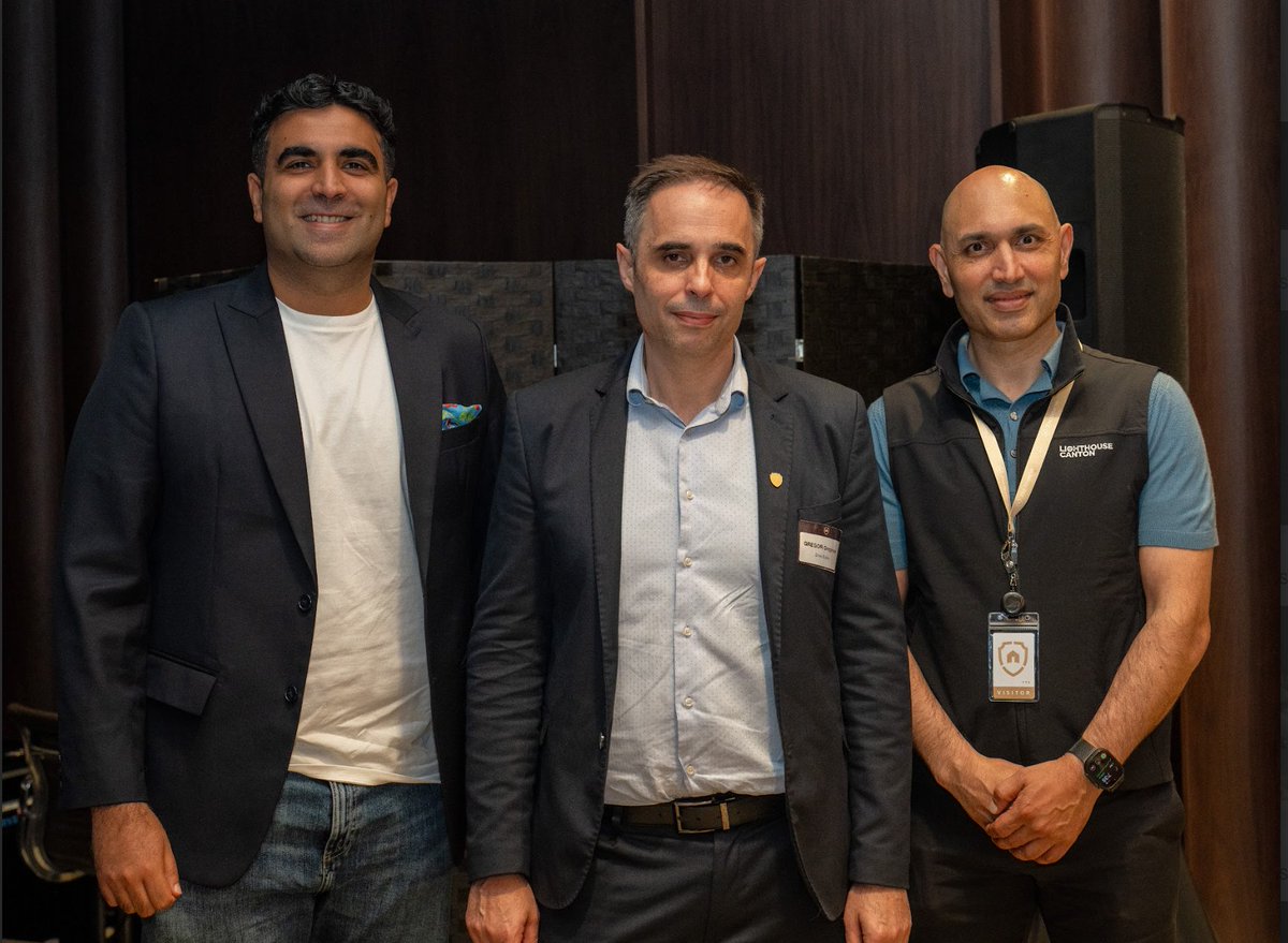 multipolitan's tweet photo. We’re pleased to have hosted a packed room of globally minded families and industry leaders last week in Singapore for an evening on preserving wealth amid volatility, cross-border challenges & resilient asset strategies.
Here’s how it went.
#WealthPreservation #Multipolitan https://t.co/C0ui464zwJ