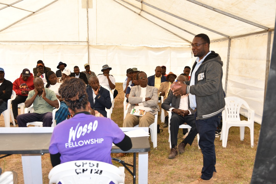 WOSSOGL's tweet image. Men from Bindura rural accepted the challenge to champion change through advocating for access to SRH Services and promoting gender equality.
They actively engaged in the champions for change community dialogue led by @ree_rige director and WOSSO Fellow @RitaTiriboyi on 19 July.