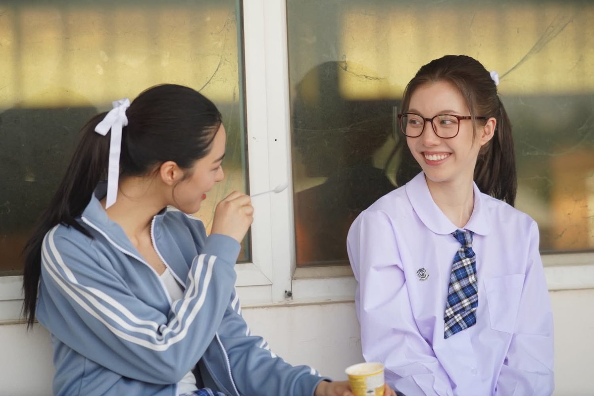 AllNews_th's tweet image. แรงสมมง “หลิง – ออม” เปิดฉากปัง ส่ง “เพียงเธอ” พุ่งติดเทรนด์ X อันดับ 1 ประเทศไทย พร้อมเทรนด์โลก!
LINGORM ONLY YOU EP1
#linglingkwong #ormkornnaphat
#Lingorm #หลิงออม
#เพียงเธอEP1
#เพียงเธอOnlyYouTheSeries
เปิดตัวยิ่งใหญ่สมการรอคอย สำหรับ “เพียงเธอ Only You The…