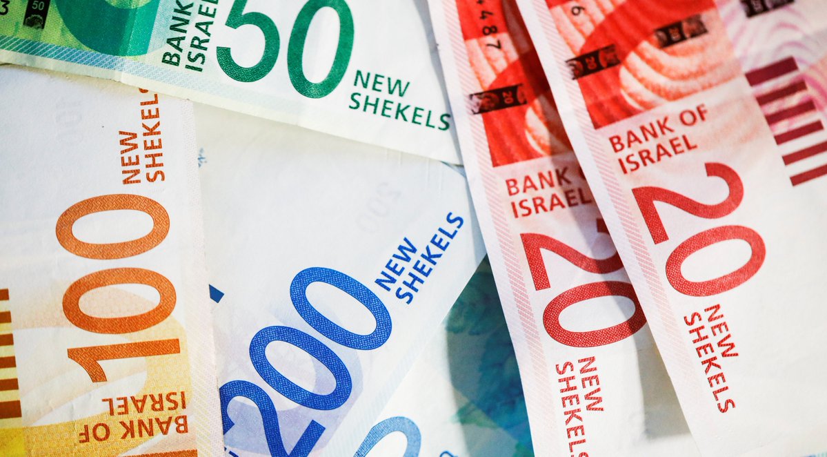 mosaicmag's tweet image. Nearly two years of war have placed substantial burdens on the Israeli economy. And yet, Amit Serusi observes, signals are emerging that Israel’s economy is not just enduring, it's "preparing for a significant leap forward."
ideas.tikvah.org/mosaic/picks/i…