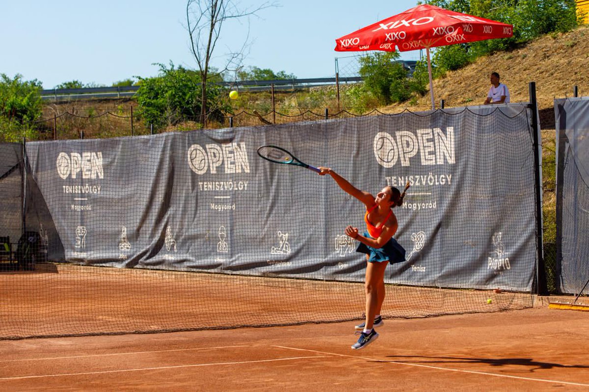 ParsaBombs's tweet image. Following a home visit this morning from assistant coach Stephen Ward, Norina Bak Szabo (UTR 9.82) of Hungary has verbally committed to @UKWomensTennis and will join Kentucky for the fall of 2026. The 17-year-old has won five ITF juniors titles, one in singles & four in doubles.