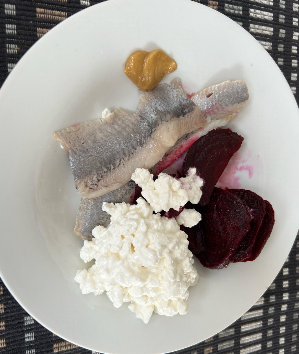 Pickled herring, beets, cottage cheese, mustard for breakfast. Getting taste buds ready for <a href="/btchelevent/">₿TCHEL2025 🇫🇮</a> 
ARE YOU COMING