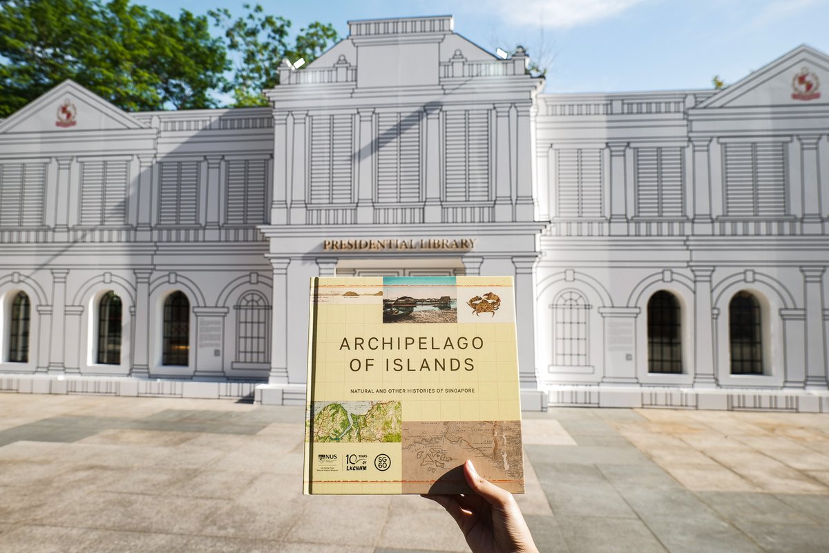 lkcnhm's tweet image. The Musuem is honoured that President Tharman Shanmugaratnam, President of the Republic of Singapore and NUS Chancellor, has selected our recently published book, ‘Archipelago of Islands: Natural and Other Histories of Singapore’ as one of his eight recommended reads! 📚🏝