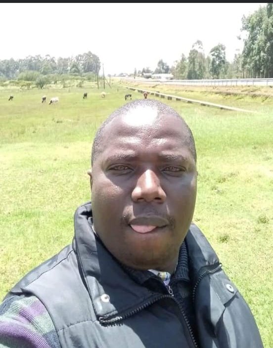 Kipruu๐ฐ๐ช๐บ๐ฌ๐น๐ฟ๐ท๐ผ (@east_africano) on Twitter photo This man, Vincent (sonko classic), a government critic who was very active on tiktok, was taken away by 4 Subarus in his shop at Kabarnet 30 corners never to be seen again. Make some noise comrades. <a href="/bonifacemwangi/">The Peopleโs Watchman</a> <a href="/C_NyaKundiH/">Cyprian, Is Nyakundi Kibiru</a> This man, Vincent (sonko classic), a government critic who was very active on tiktok, was taken away by 4 Subarus in his shop at Kabarnet 30 corners never to be seen again. Make some noise comrades. <a href="/bonifacemwangi/">The Peopleโs Watchman</a> <a href="/C_NyaKundiH/">Cyprian, Is Nyakundi Kibiru</a>