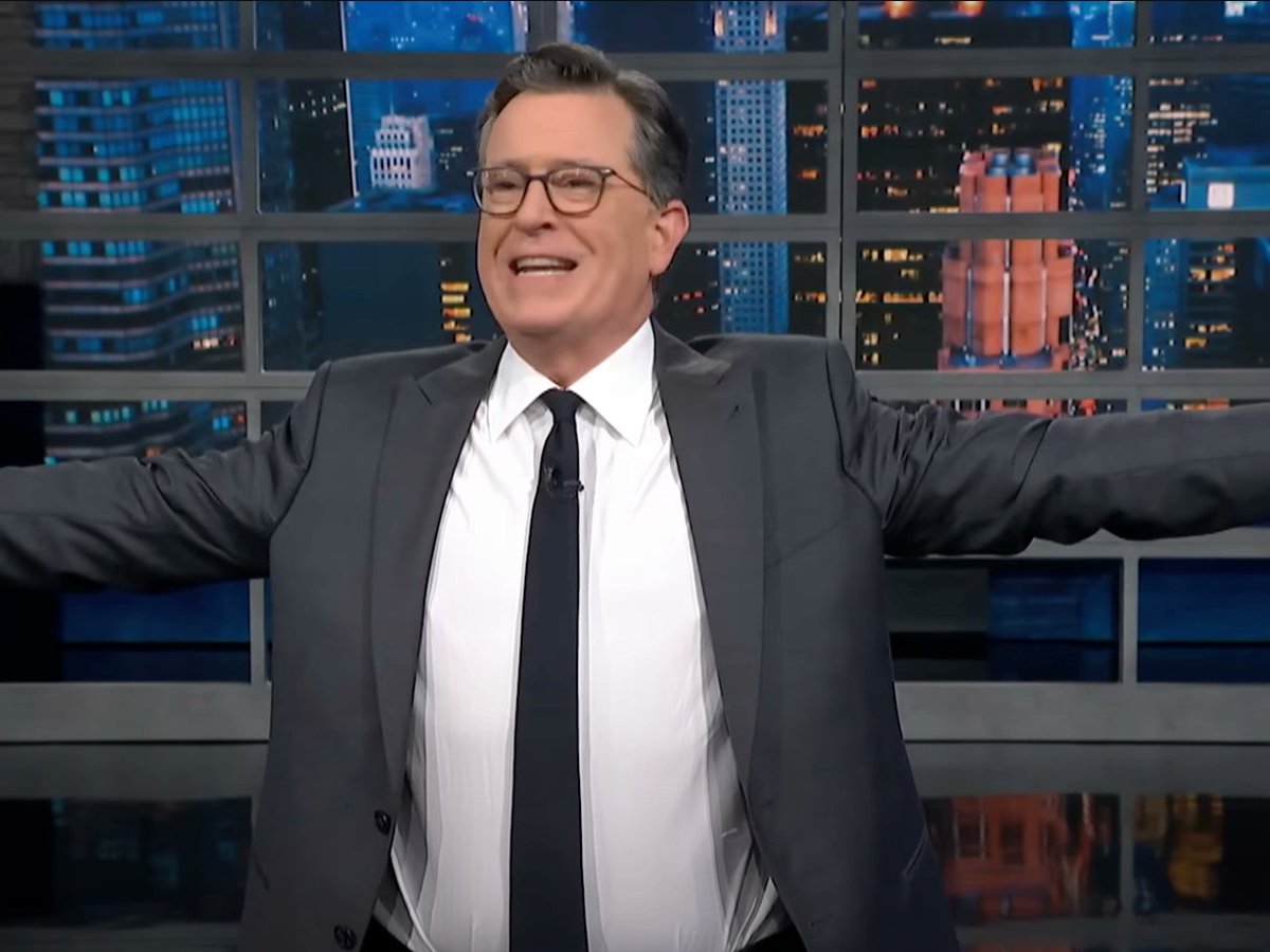 RollingStone's tweet image. Stephen Colbert had some choice words for Donald Trump after the cancelation of 'The Late Show.'
Watch: rollingstone.com/tv-movies/tv-m…