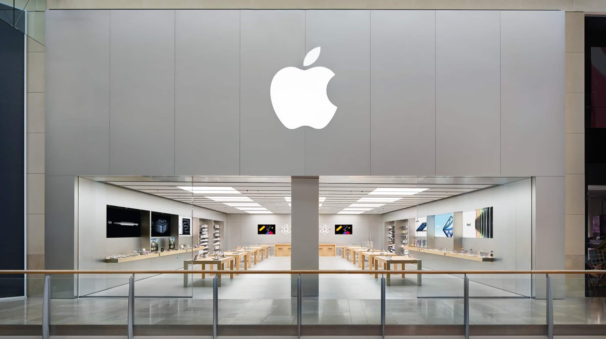 swanseabaynews's tweet image. 4/ @Apple   Stormfront/Select is gone. Closest Apple Store? Still Cardiff.   
🔗 swanseabaynews.com/the-future-of-… #AppleStore #TechRetail
