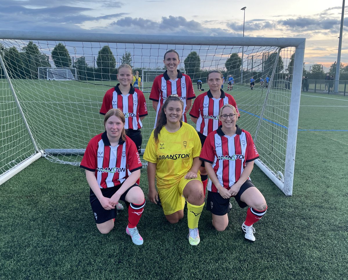 _AliceCarter_'s tweet image. ⚽️ Final week of the Lincolnshire Women’s Fives League last night - a pleasure to play alongside these ladies, who have represented @LCityFoundation perfectly as a team, embracing new challenges, celebrating our personal victories, and enjoying playing football.
#WeAreImps