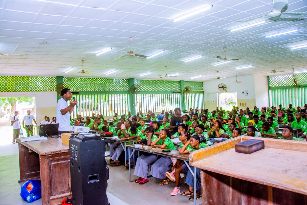 🌍 Starlink Deployment Continues in Benin 🇧🇯

CoinEx Charity has successfully deployed Starlink satellite internet at Adjarra University Center and IFRI in Benin, advancing our global #BridgeToHope initiative across Africa.

From classroom learning to blockchain workshops, we’re
