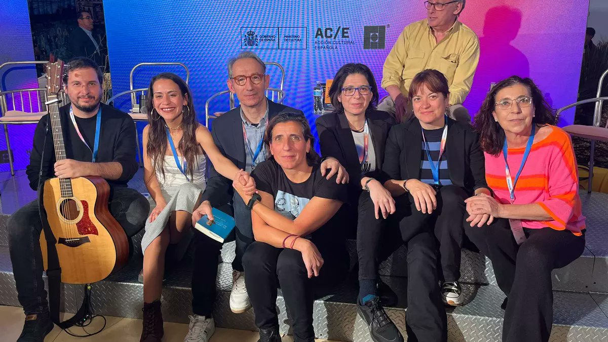 Levante-EMV (@levante_emv) on Twitter photo 👉La diputación abandona la Associació d’Editorials por no usar el valenciano “de nuestros pueblos”
✍️ <a href="/vorocontreras/">Voro Contreras</a>
levante-emv.com/cultura/2025/0… 👉La diputación abandona la Associació d’Editorials por no usar el valenciano “de nuestros pueblos”
✍️ <a href="/vorocontreras/">Voro Contreras</a>
levante-emv.com/cultura/2025/0…
