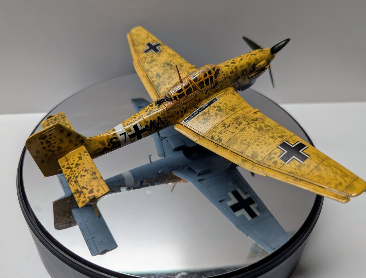 1/72 Junkers Ju-87 D-1, version is Stab/St.G.3, North Africa, spring '42.
My 4th entry for #JFFbooks