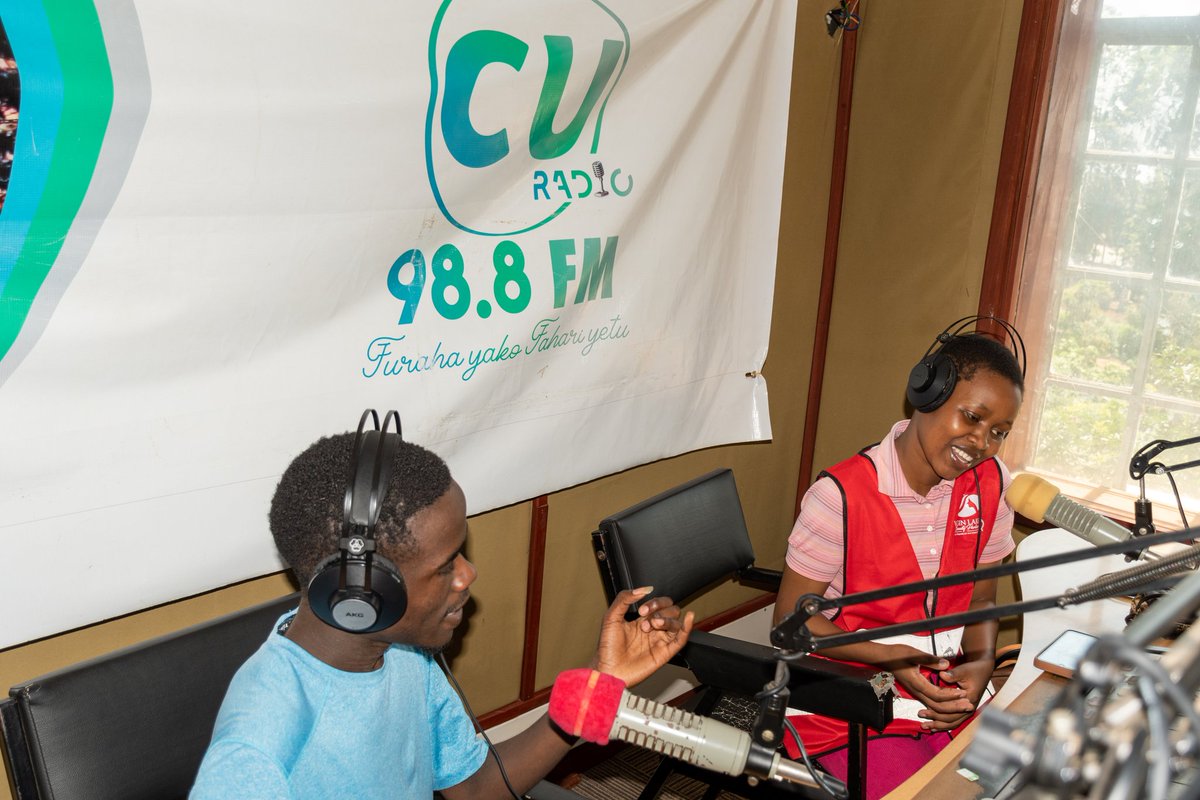 chuka__uni's tweet image. Hey Future Scholars! ✨
Did you know we have our very own campus radio station — CU Radio 98.8 FM? 🎙️Tune in to catch the latest campus news, explore emerging trends, and stay connected with everything happening at our institution.
Got a passion for radio or media? This is your…