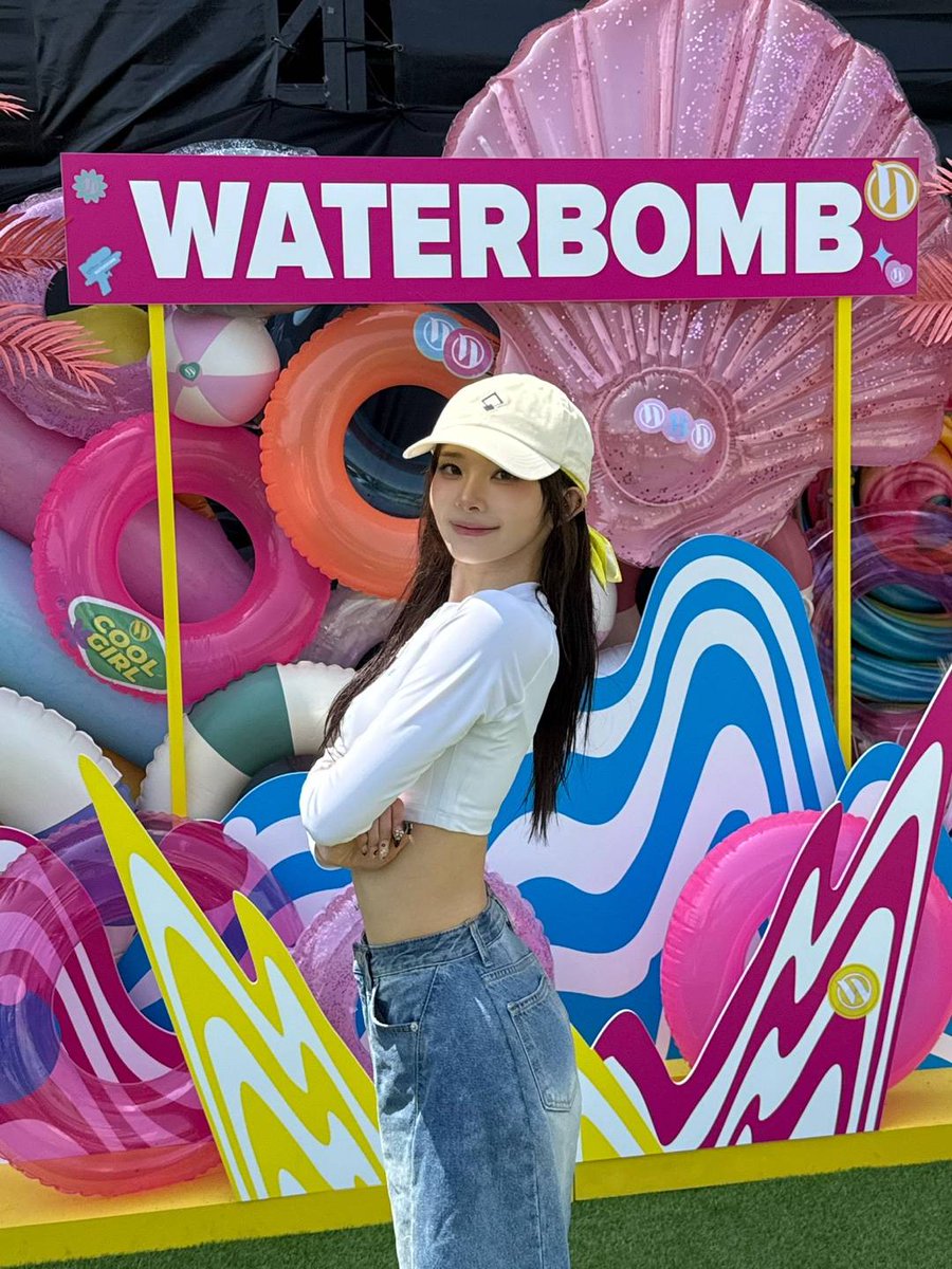 첫 WATERBOMB💖

#tripleS #트리플에스 #トリプルS
#トリプルエス #トエス
#Kotone #코토네 #コトネ
