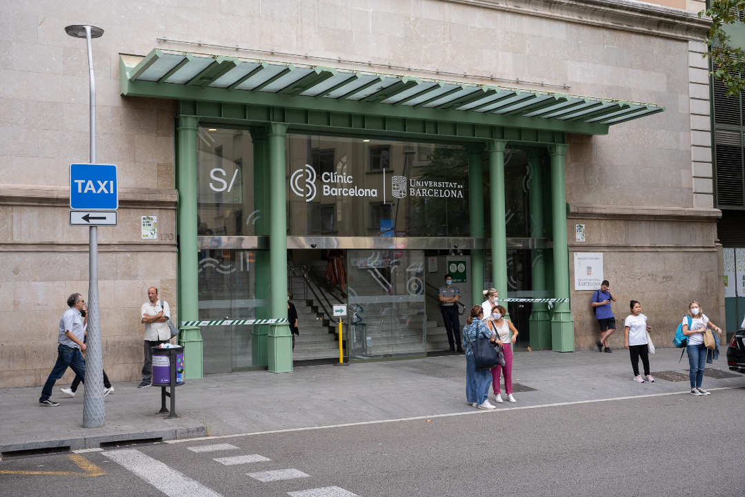 hospitalclinic's tweet image. Saps que el #CLÍNIC té 4⃣ seus?
🔷 Villarroel, la principal
🔷 Plató, amb diferents serveis assistencials
🔷 Maternitat, centrada en medicina maternofetal i oftalmologia
🔷 Granollers, amb Oncologia Radioteràpica per als pacients de la C-17
➕ Info 👉 tinyurl.com/2bauvtc9