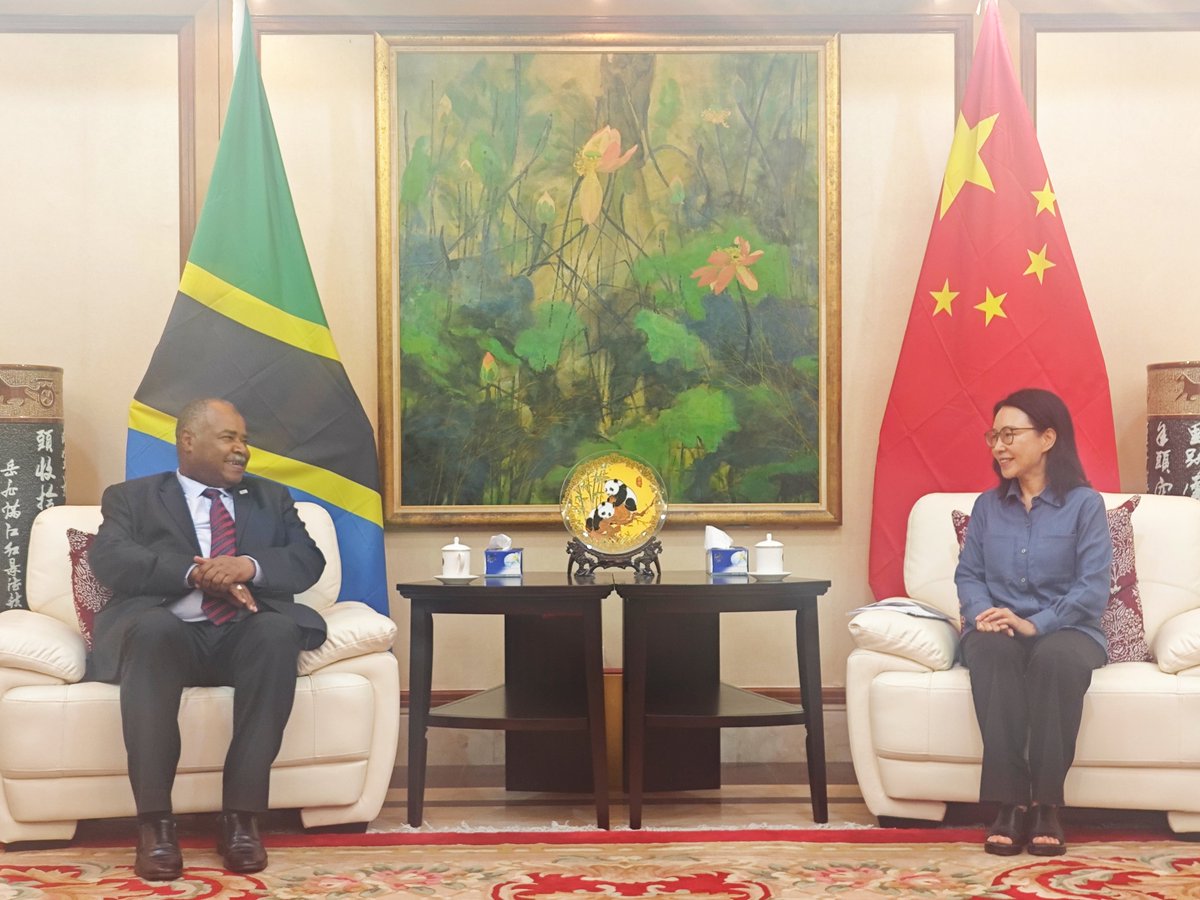 Chen Mingjian 陈明健 (@chenmingjian_cn) on Twitter photo Glad to meet Mr. Mohamed Babiker, IFRC Juba Cluster Head <a href="/Mohamedbabik65/">Mohamed Babiker</a>, with Ms. Lucia Pande, Secretary General of Tanzania Red Cross Society <a href="/trcs1962/">Tanzania Red Cross Society</a>. Hope we can work together and achieve more in improving Tanzania people's well-being. Glad to meet Mr. Mohamed Babiker, IFRC Juba Cluster Head <a href="/Mohamedbabik65/">Mohamed Babiker</a>, with Ms. Lucia Pande, Secretary General of Tanzania Red Cross Society <a href="/trcs1962/">Tanzania Red Cross Society</a>. Hope we can work together and achieve more in improving Tanzania people's well-being.