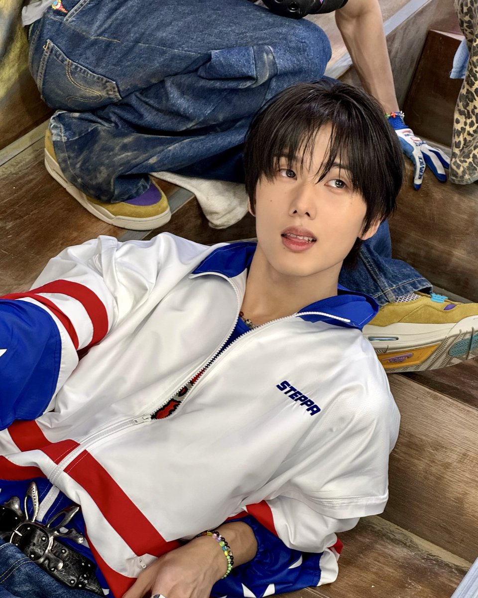 이성 tweet media