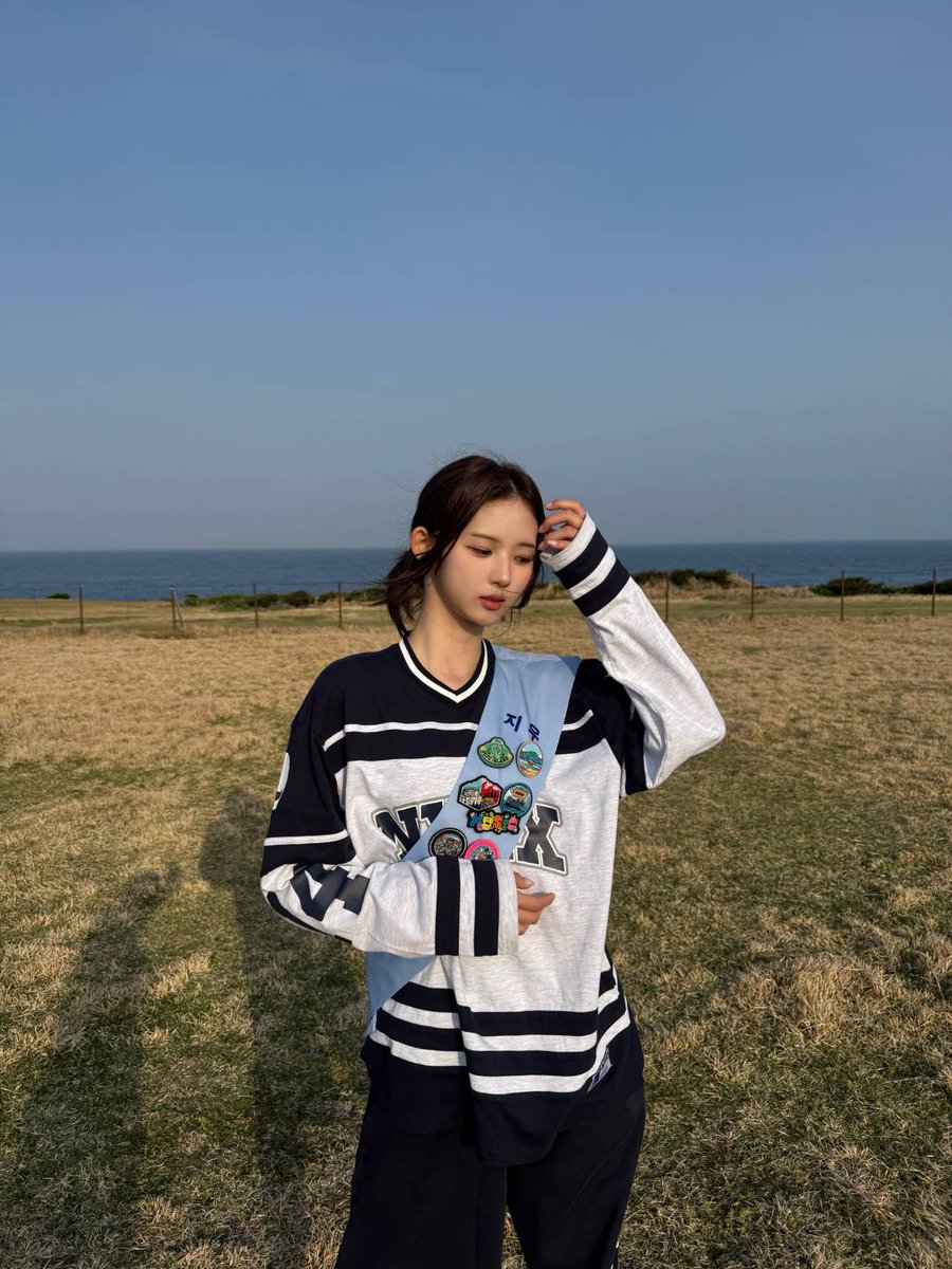 triplescosmos's tweet image. 🏝️🤍💦
#tripleS #트리플에스 #トリプルS
#トリプルエス #トエス
#JiWoo #지우 #ジウ