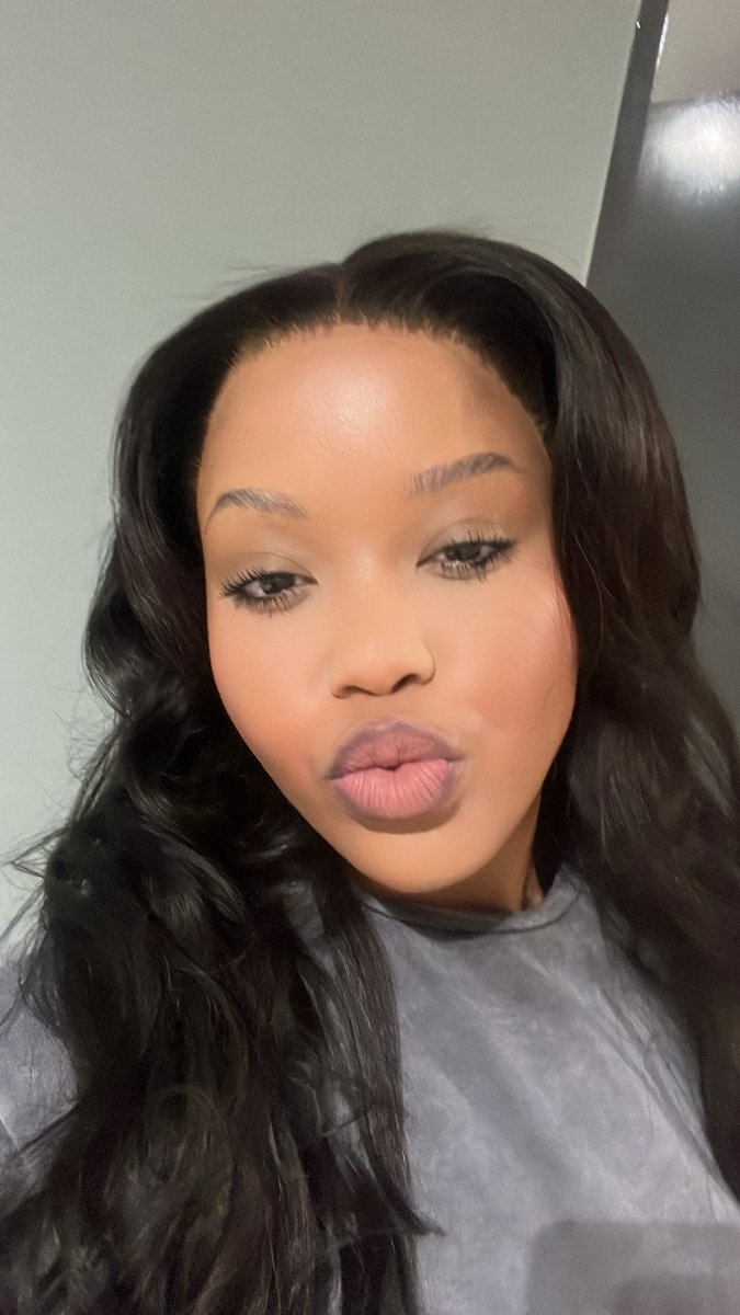 BuhleLitha's tweet image. 💫